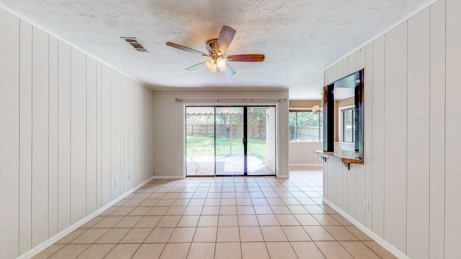 1418 Magnolia property image