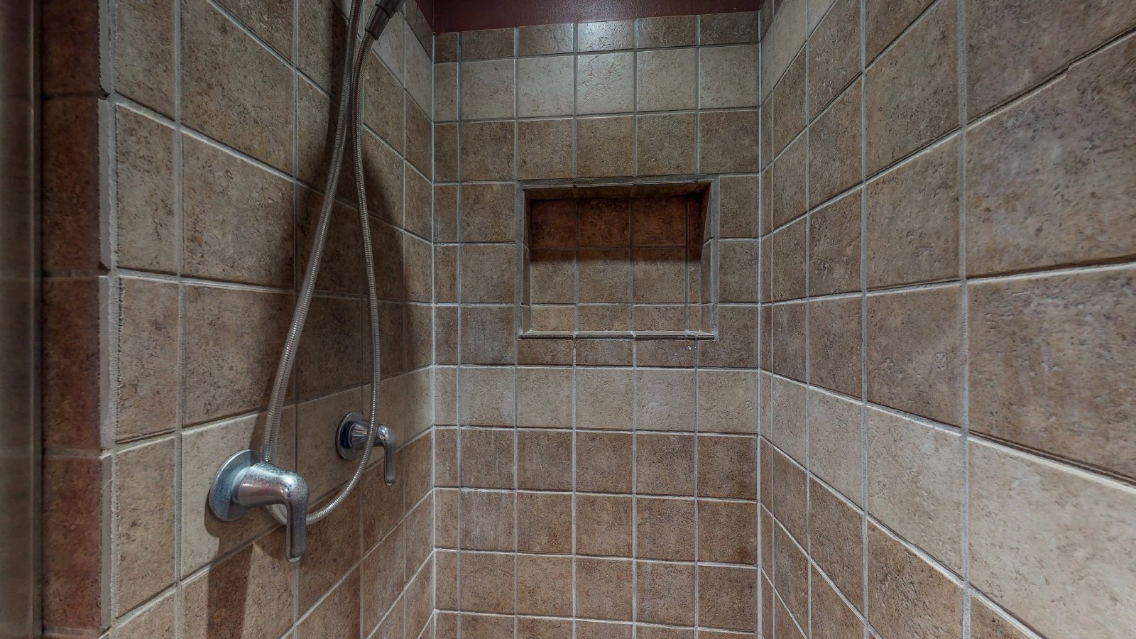 1418 Magnolia property image