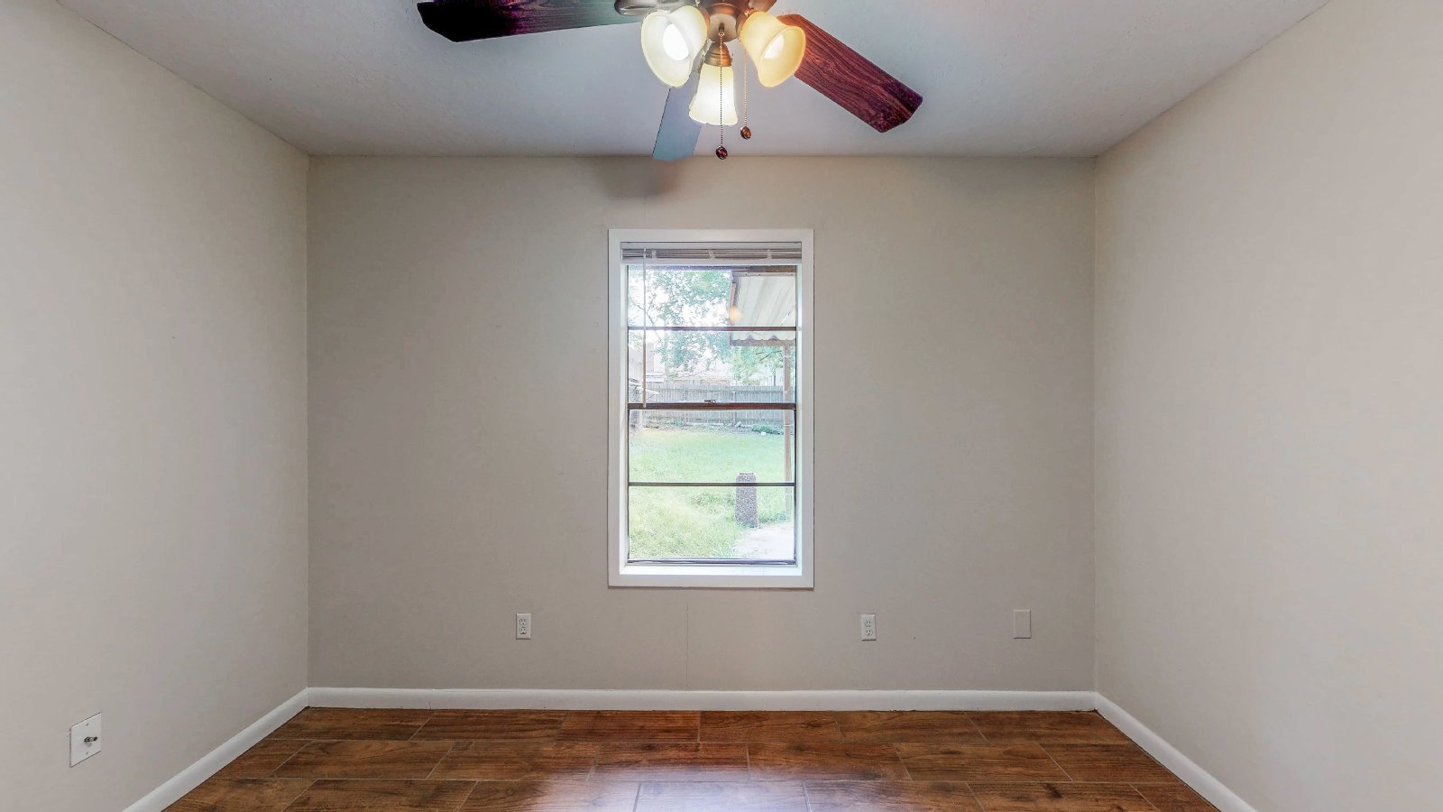 1418 Magnolia property image