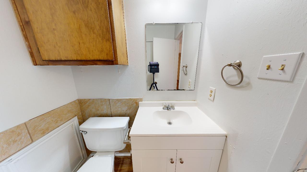 Unit D property image