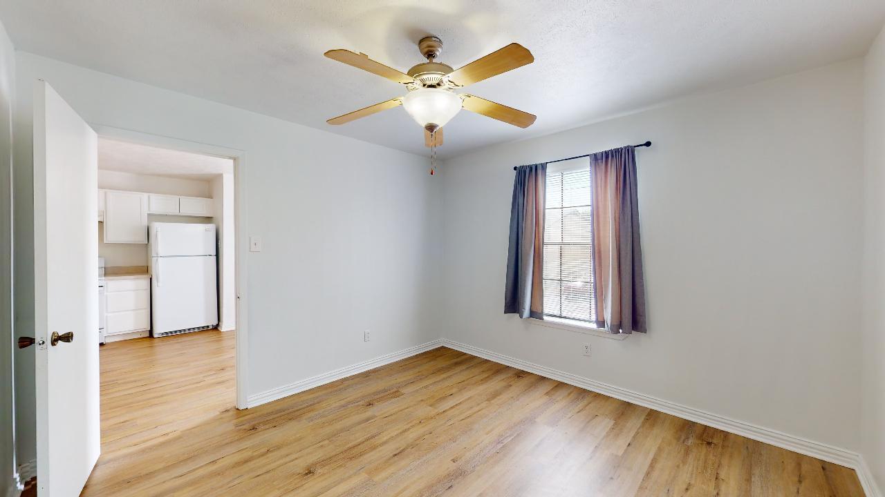 Unit D property image