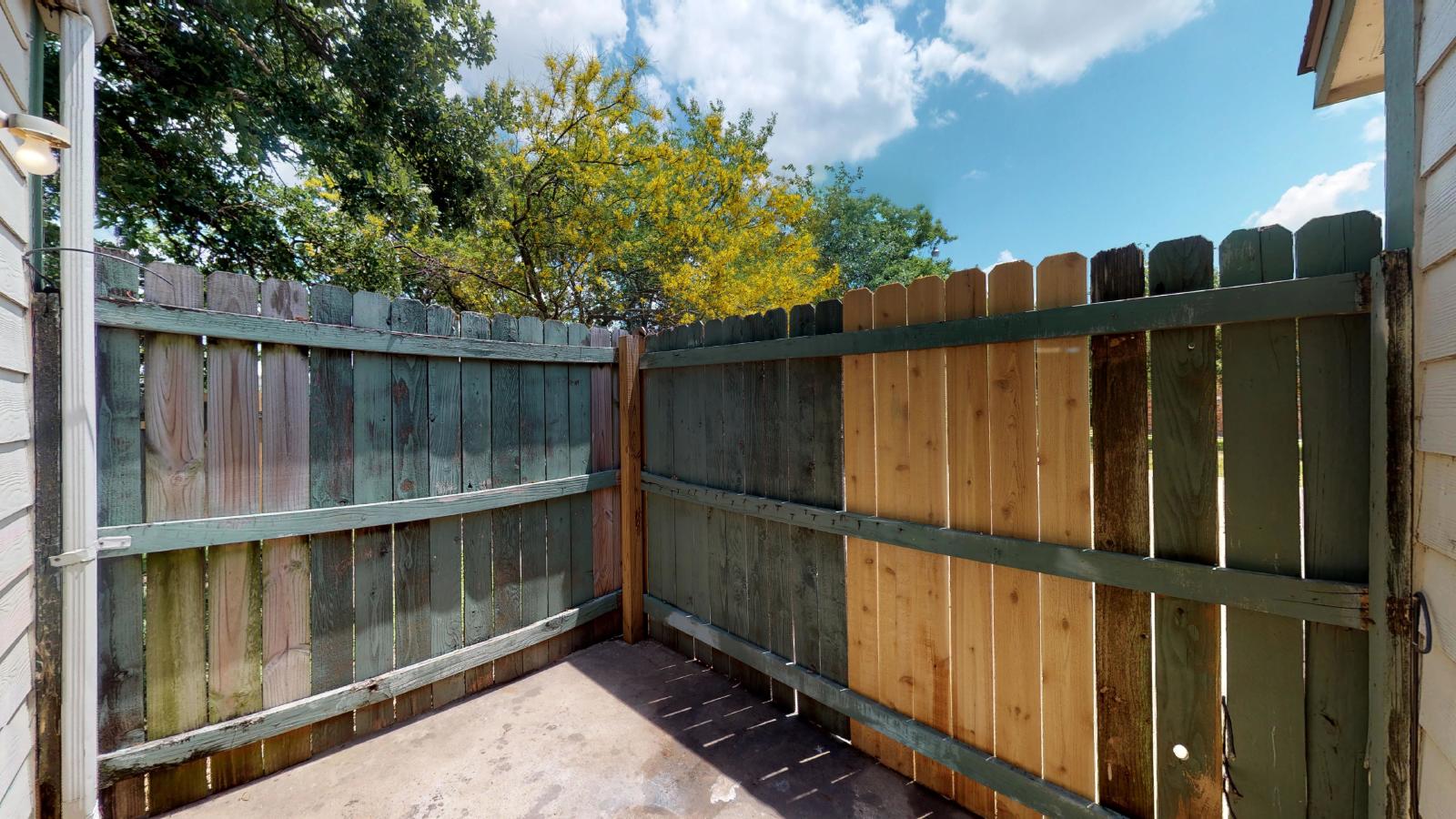 725 Peppertree Dr Apt 1 property image