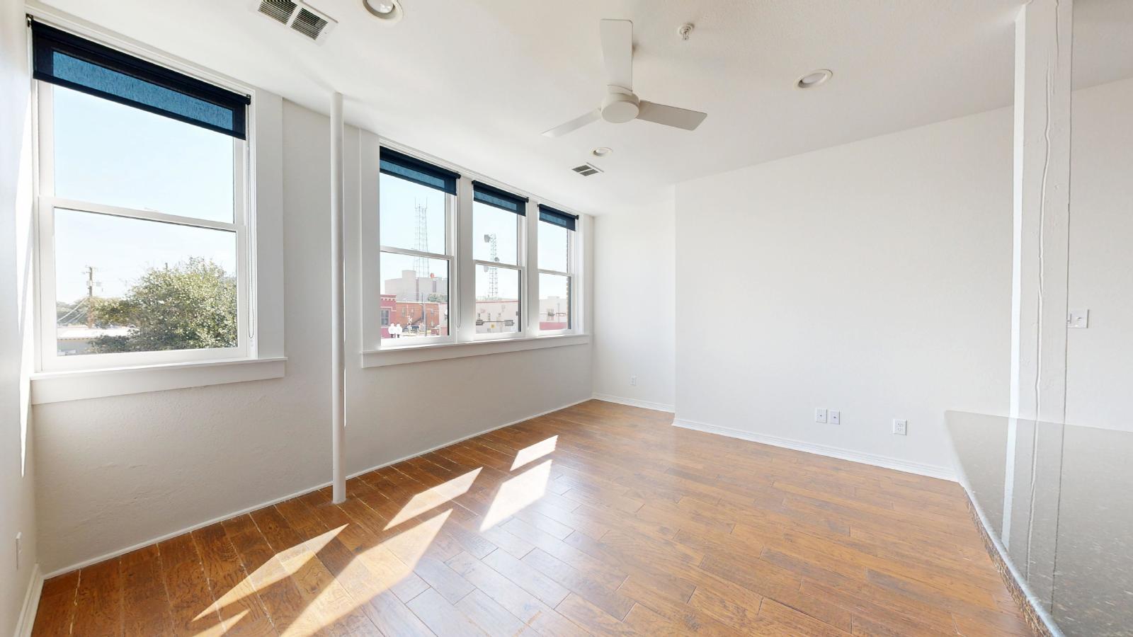 206 N Main 126 property image