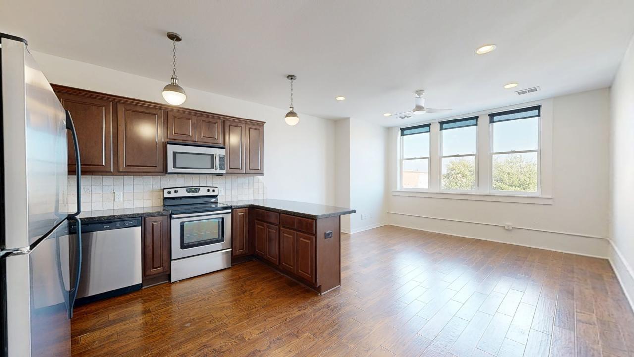 206 N Main 128 property image