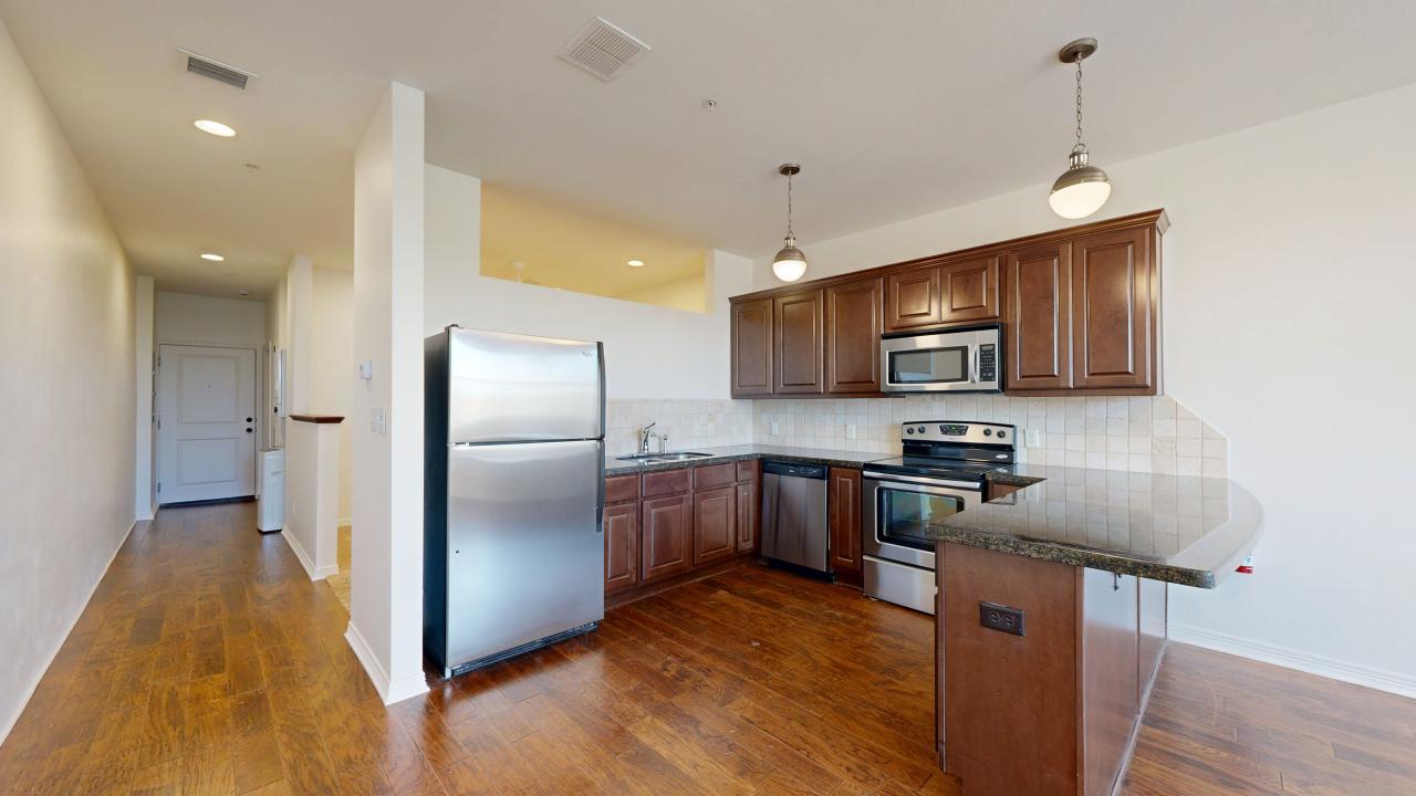 206 N Main 128 property image