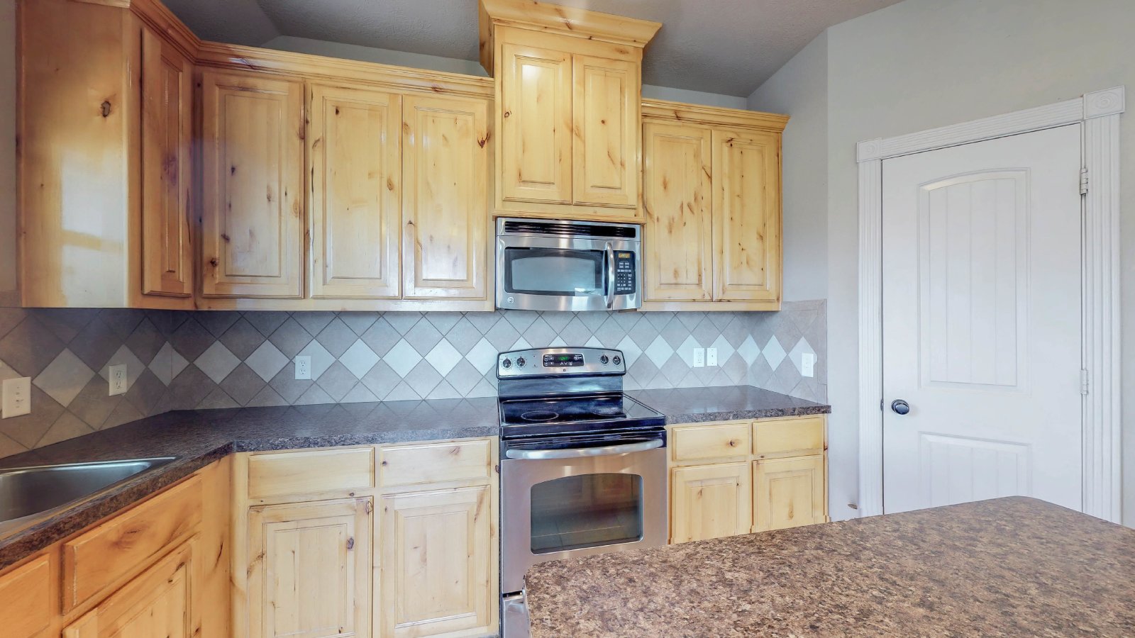 2808 Horseback Drive property image