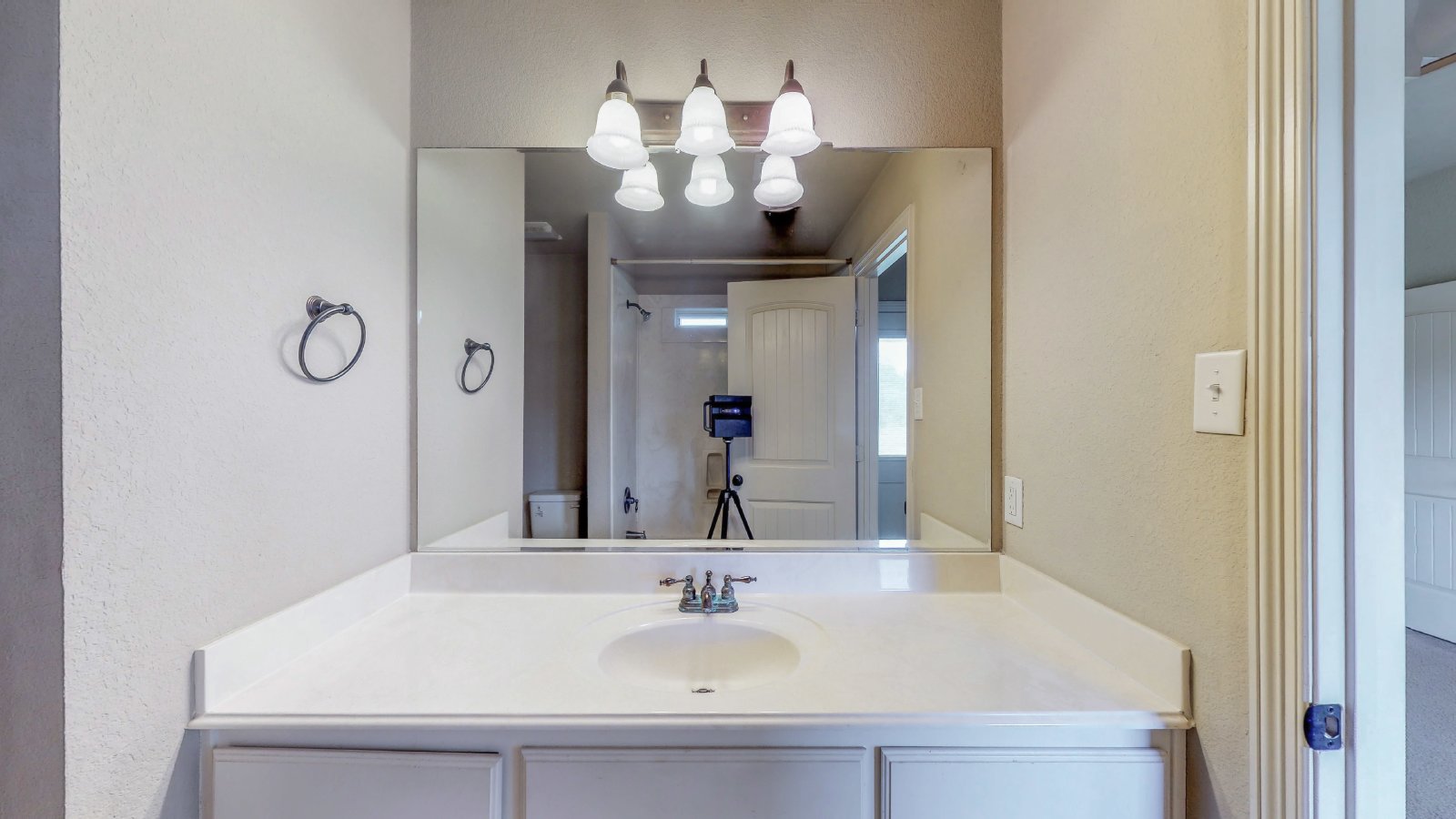 2808 Horseback Drive property image