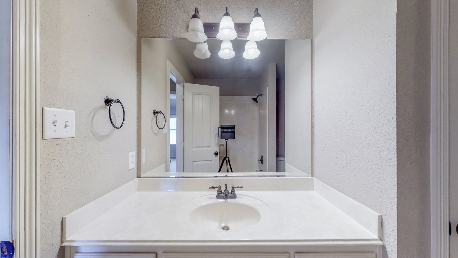 2808 Horseback Drive property image