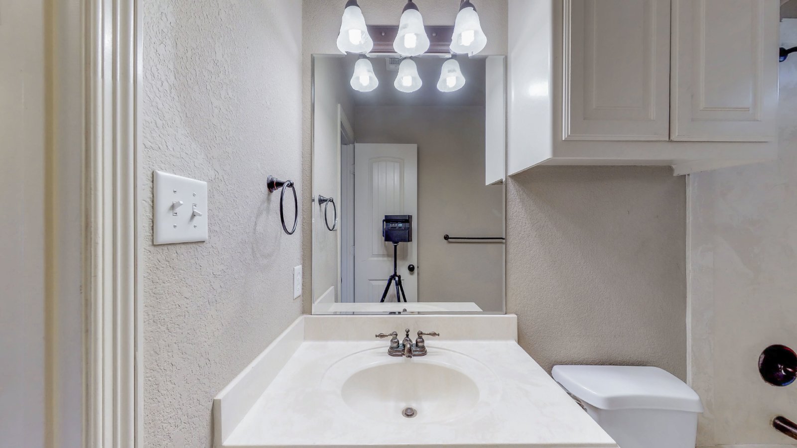 2808 Horseback Drive property image