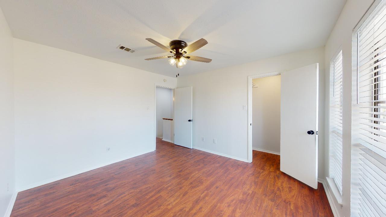 Unit B property image