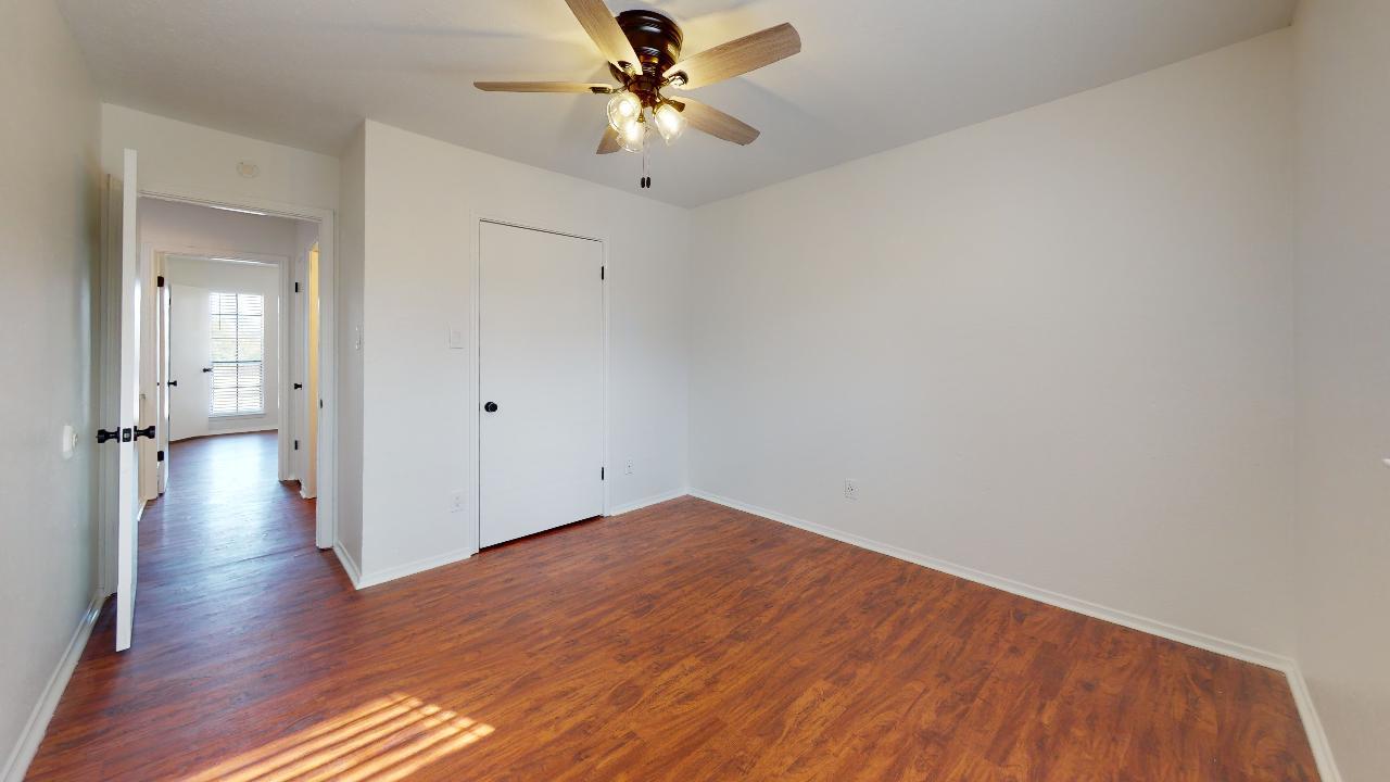 Unit B property image