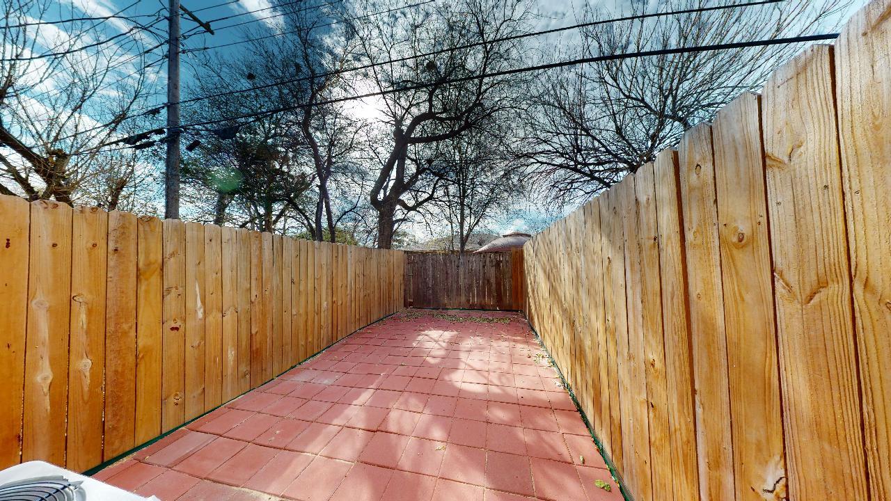 Unit B property image