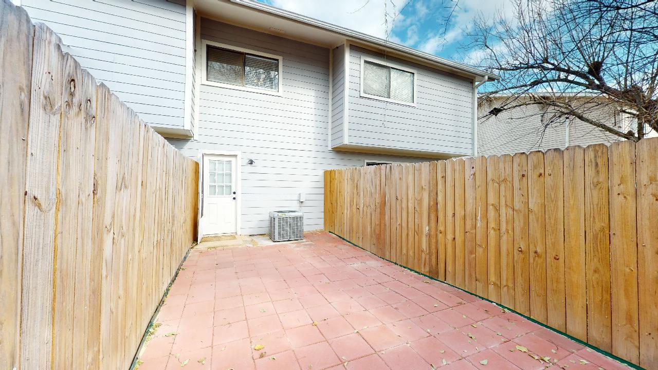 Unit B property image