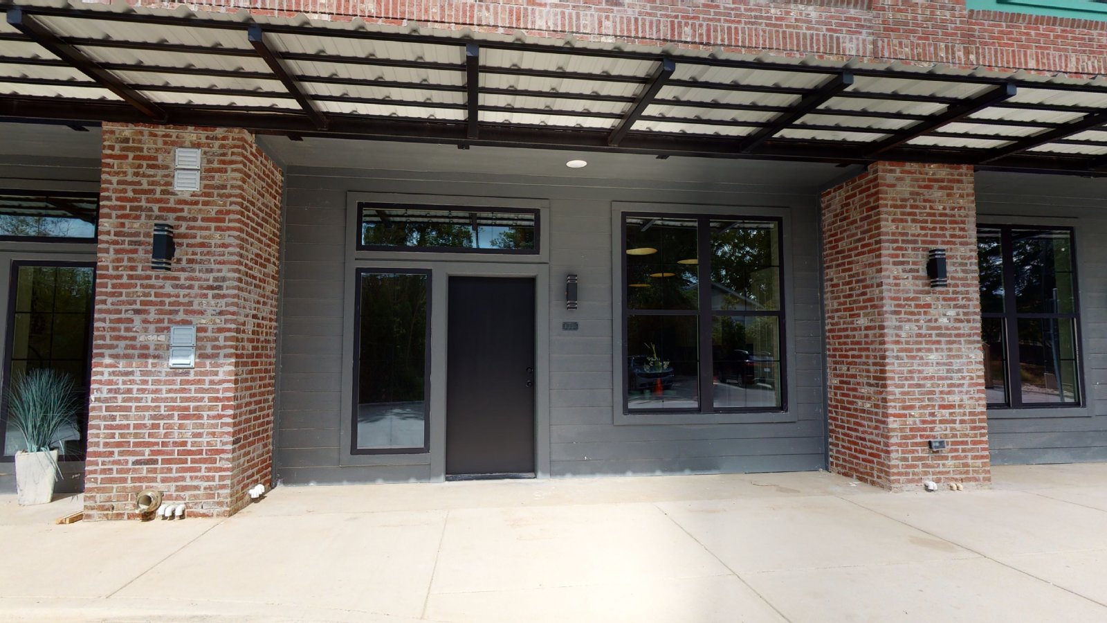 305 W 27th Street, Suite 118 property image