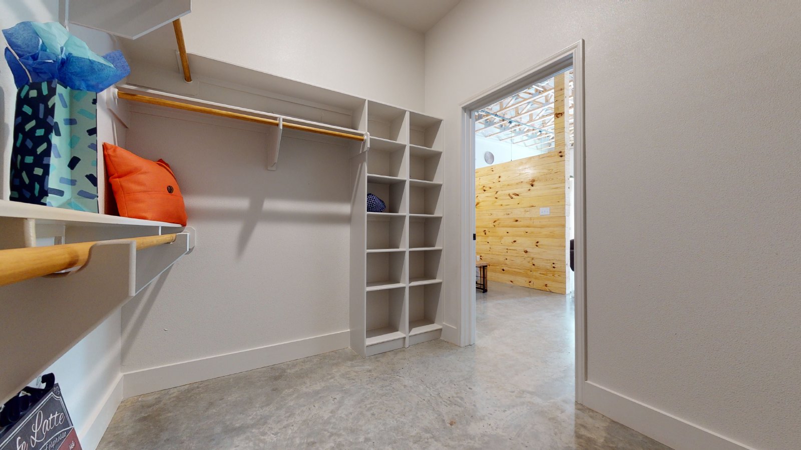 305 W 27th Street, Suite 118 property image
