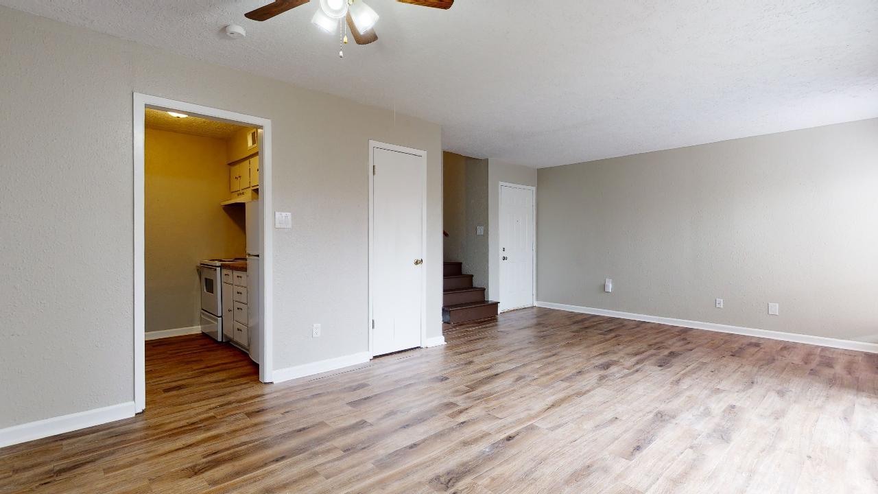 Unit B property image