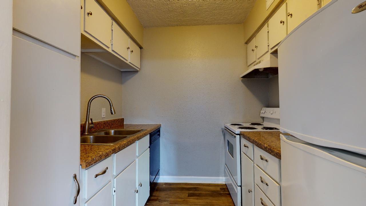 Unit B property image