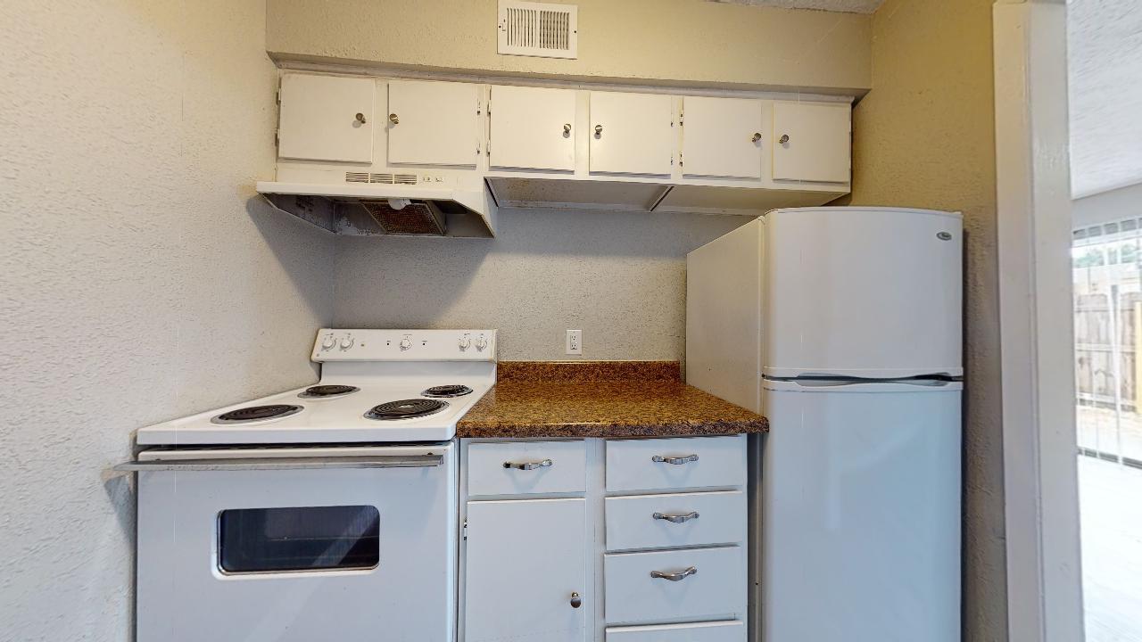 Unit B property image