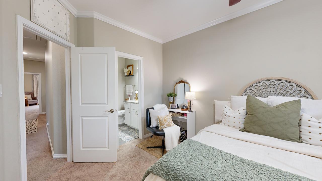 2021 Harvey Mitchell Parkway S property image