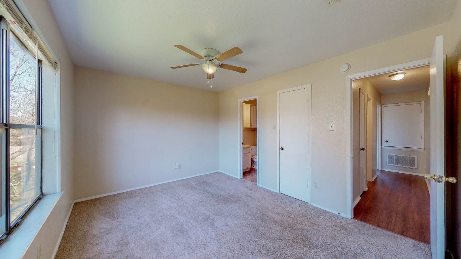 311 Manuel Unit D property image