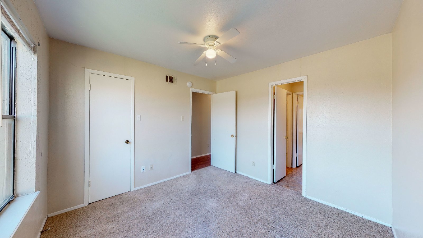 311 Manuel Unit D property image