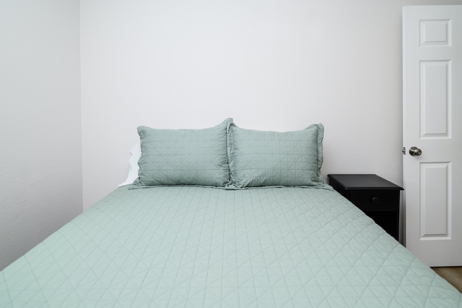 Suite D property image