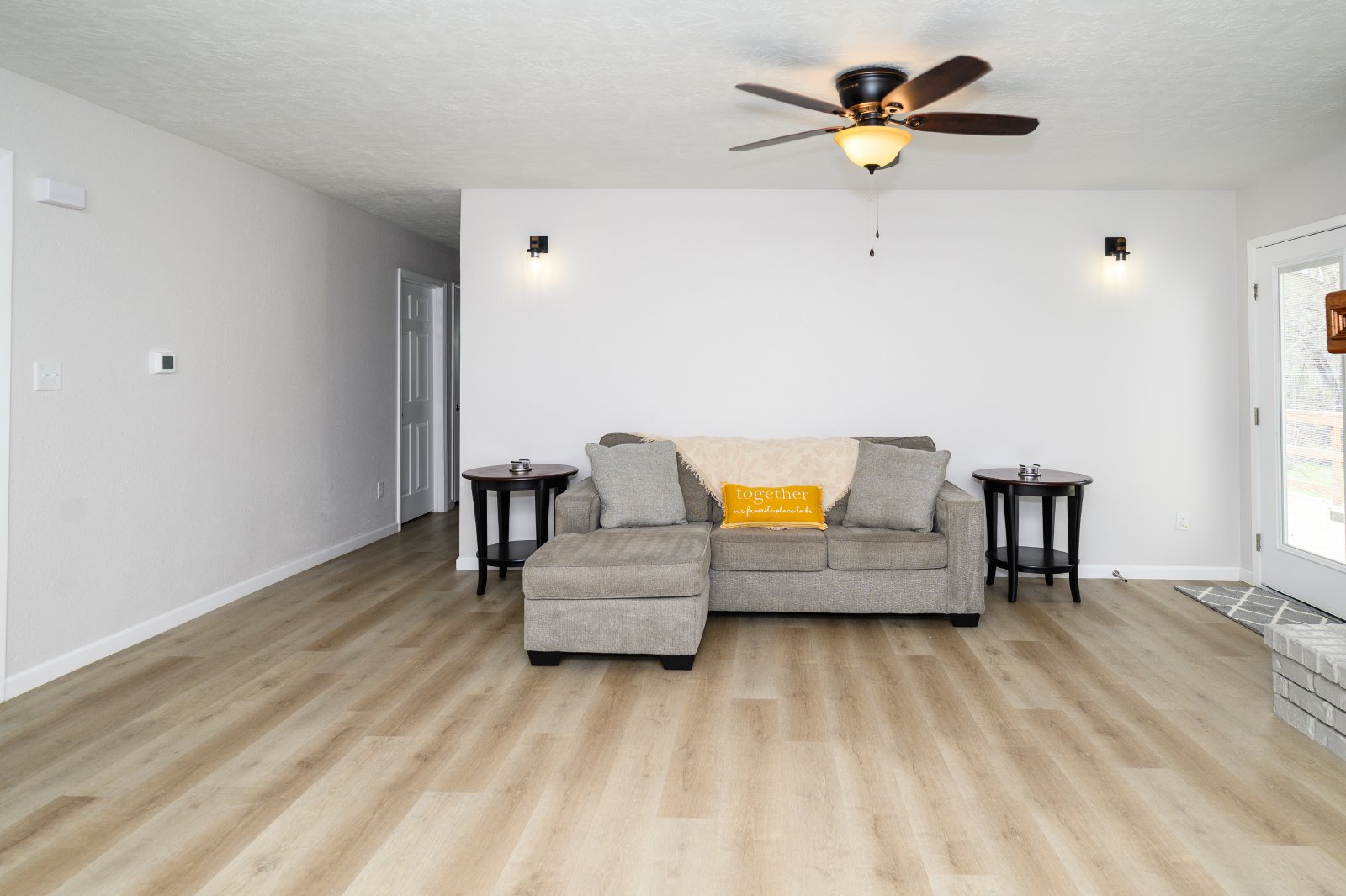 Suite D property image