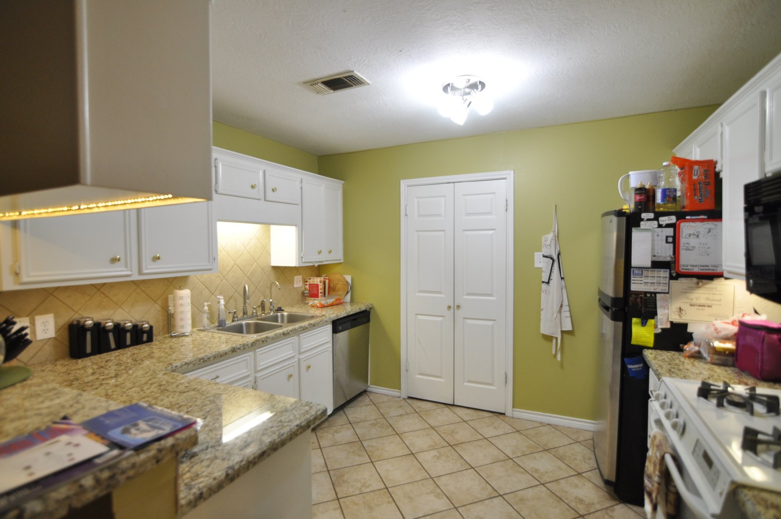 1017 Lincoln property image