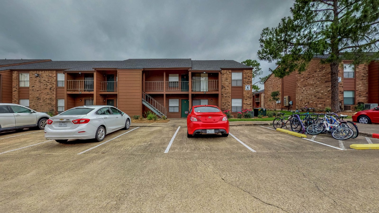 904 University Oaks #085 property image