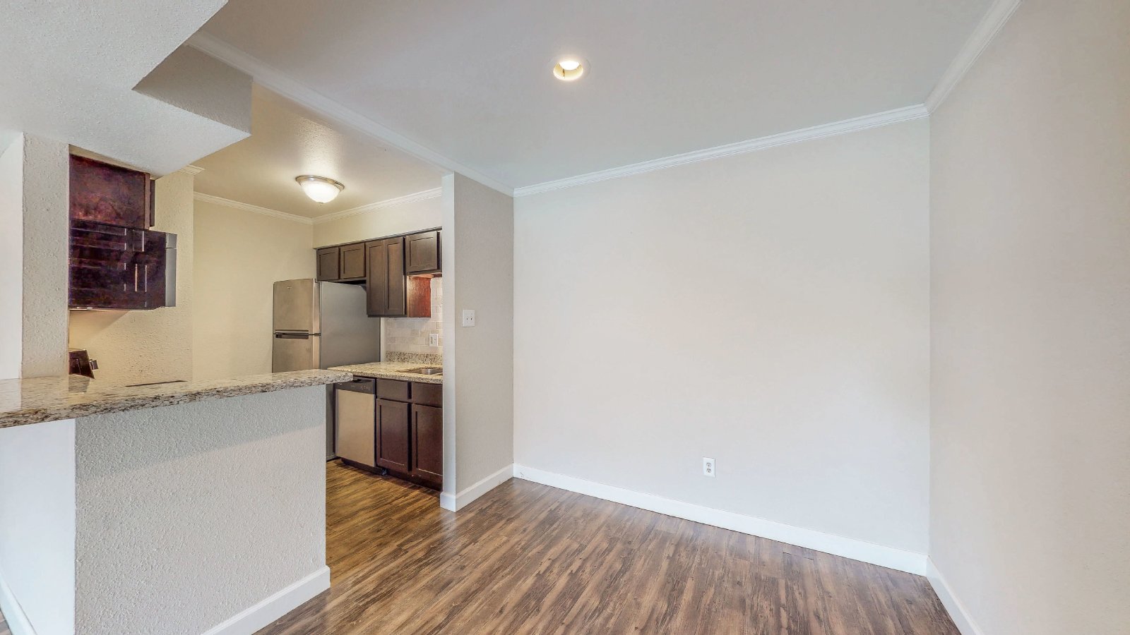 904 University Oaks #085 property image