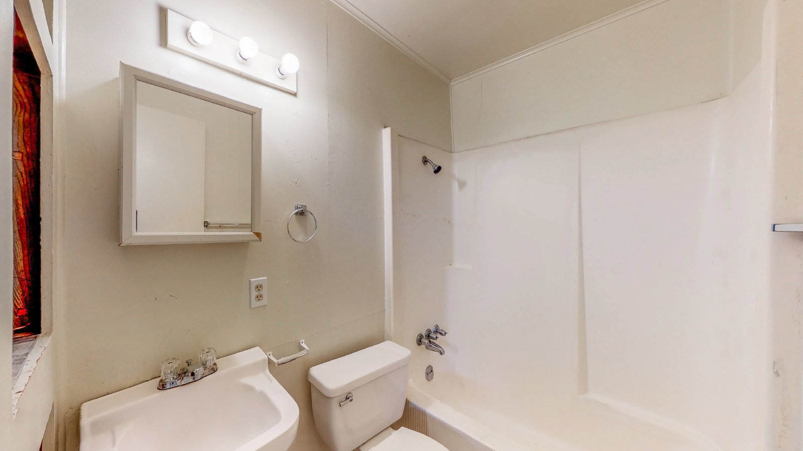 204 Lynn Drive property image