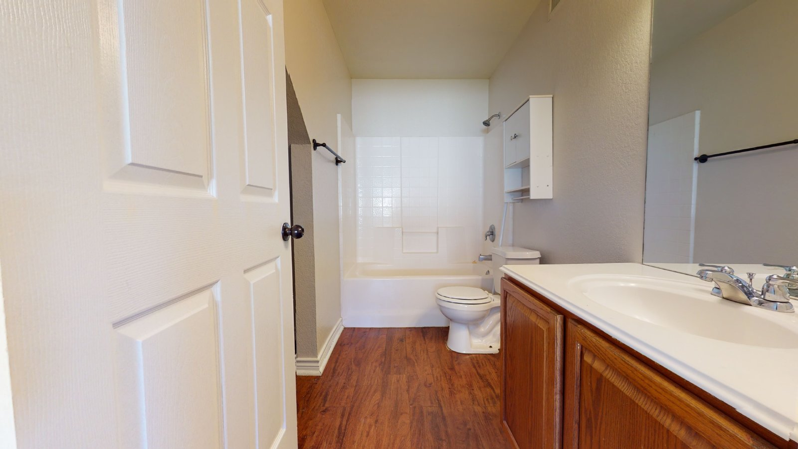 1915 Pine Tree B property image