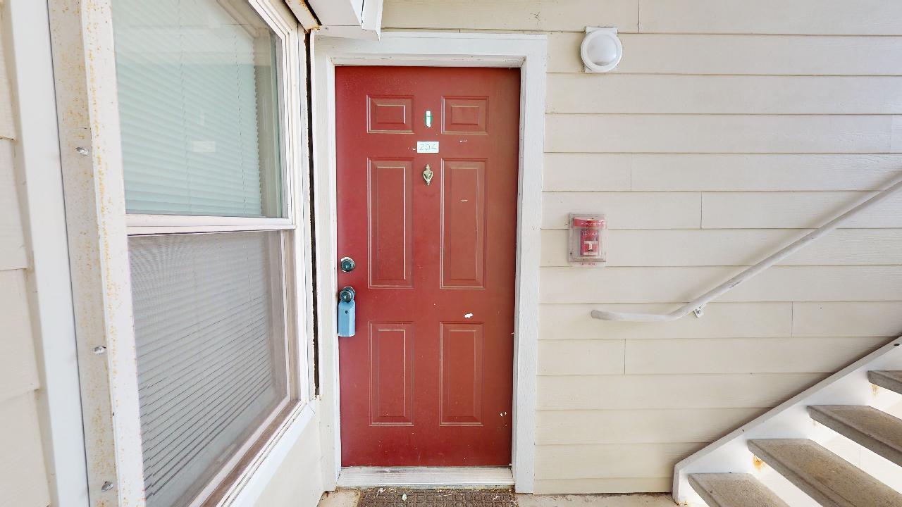523 Southwest Pkwy room C property image