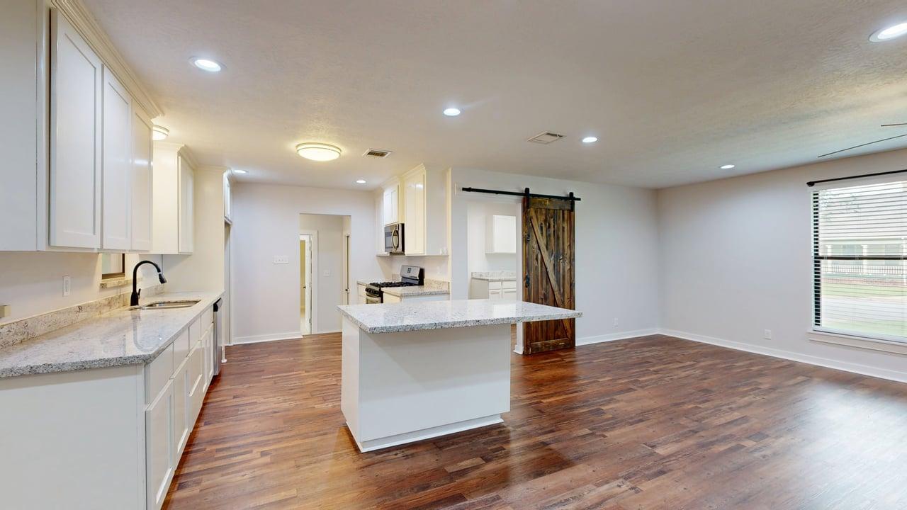 May Move In property image