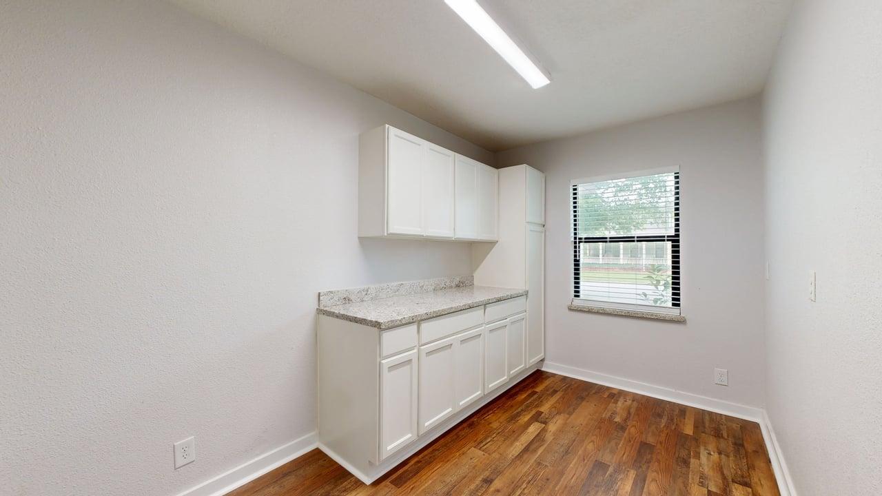 May Move In property image