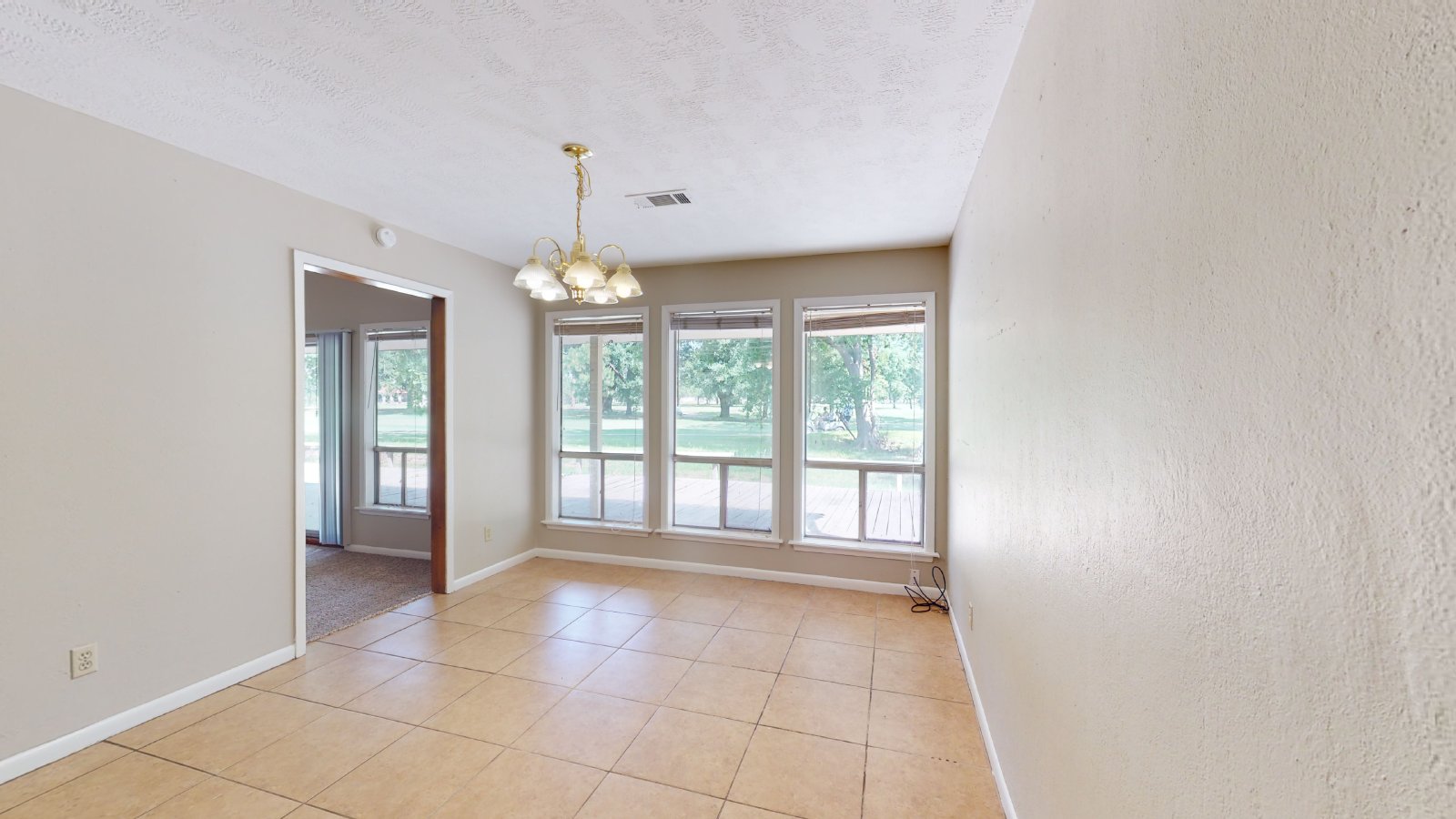 2702 Apple Creek Circle property image