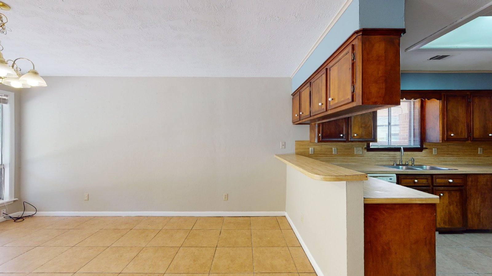 2702 Apple Creek Circle property image
