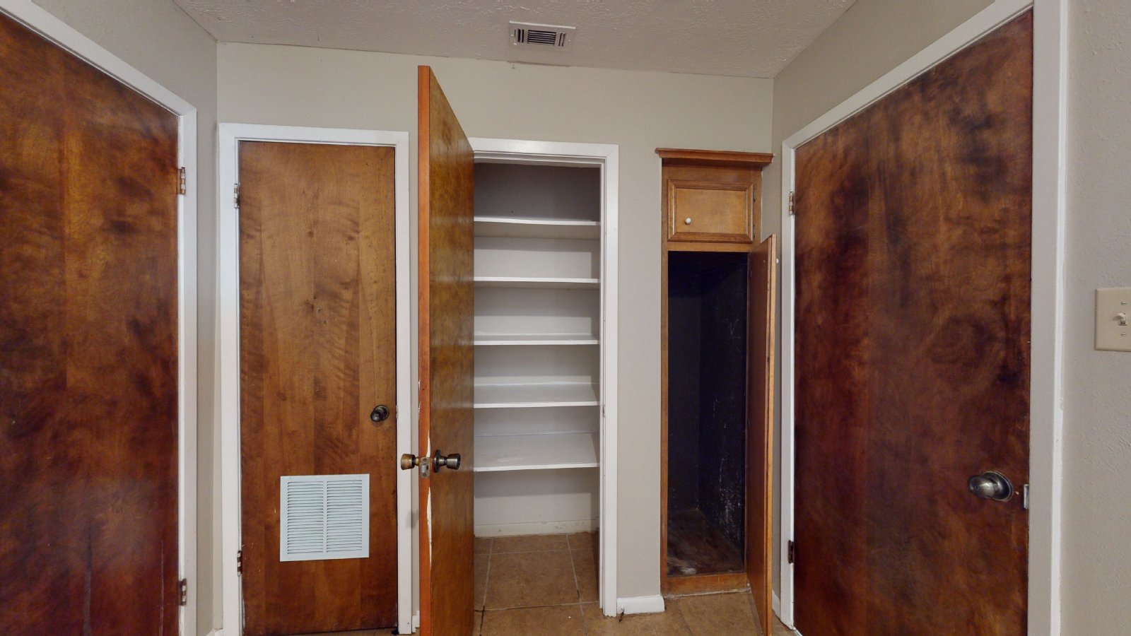 2702 Apple Creek Circle property image