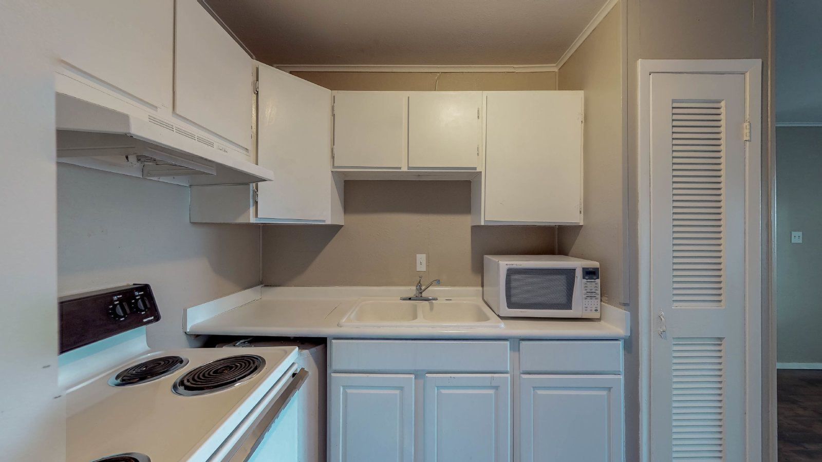 204 Lynn-B property image