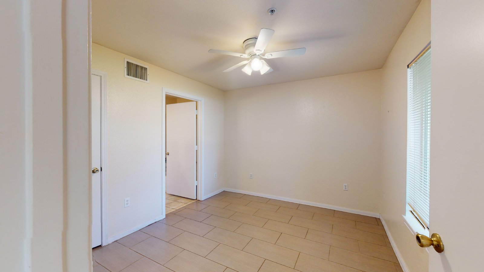 Suite B property image