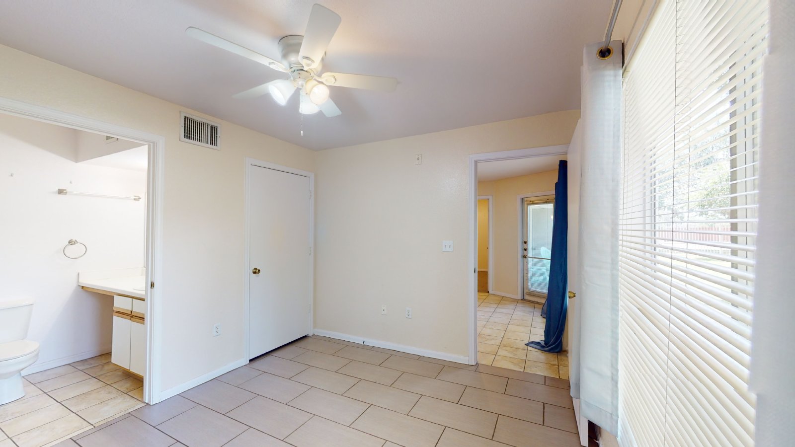Suite B property image