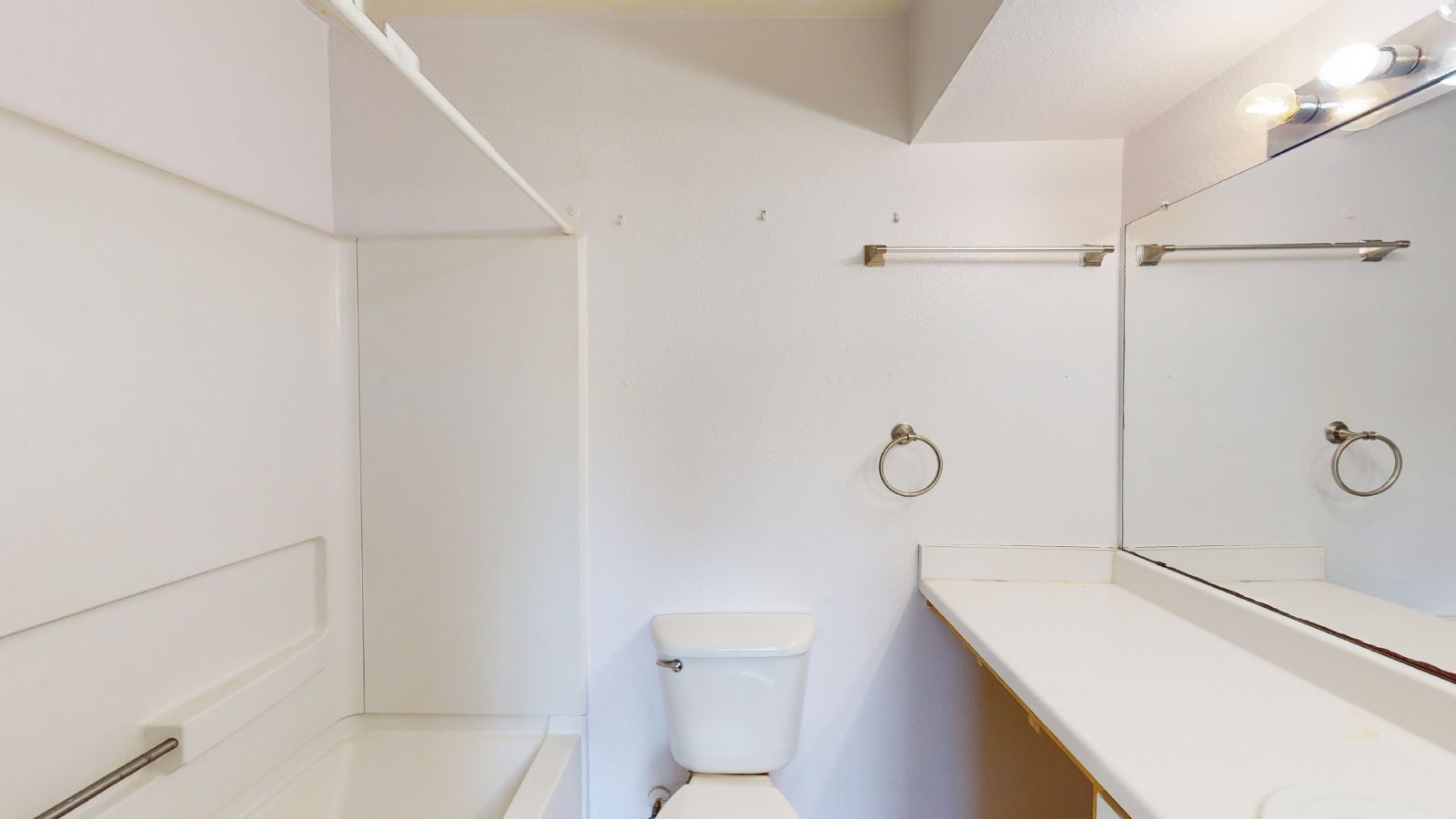 Suite B property image