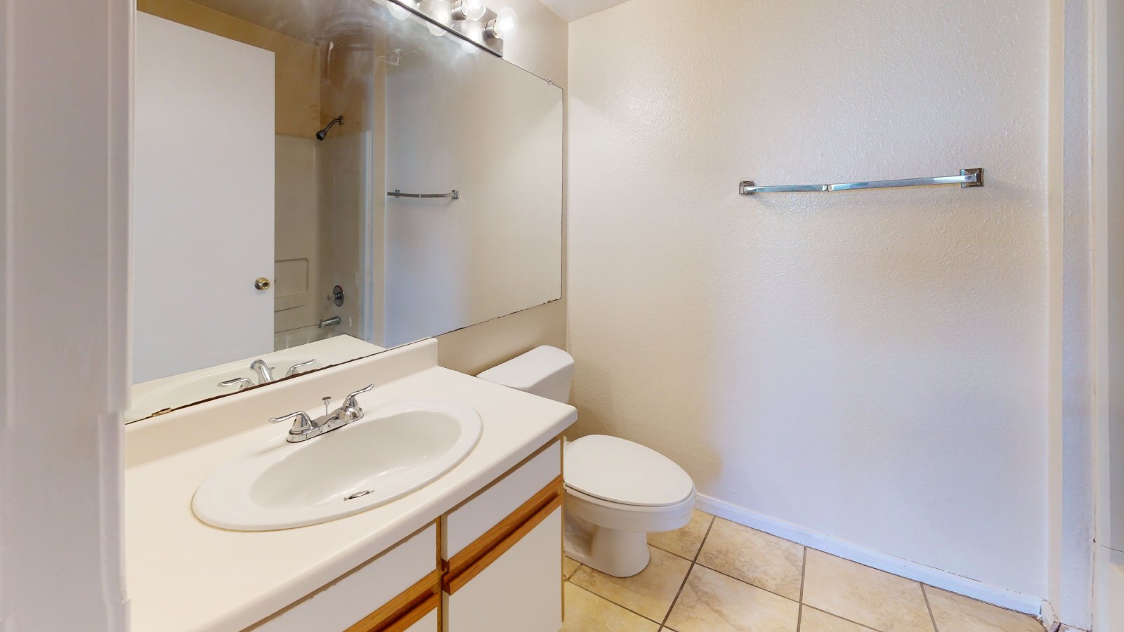 Suite B property image