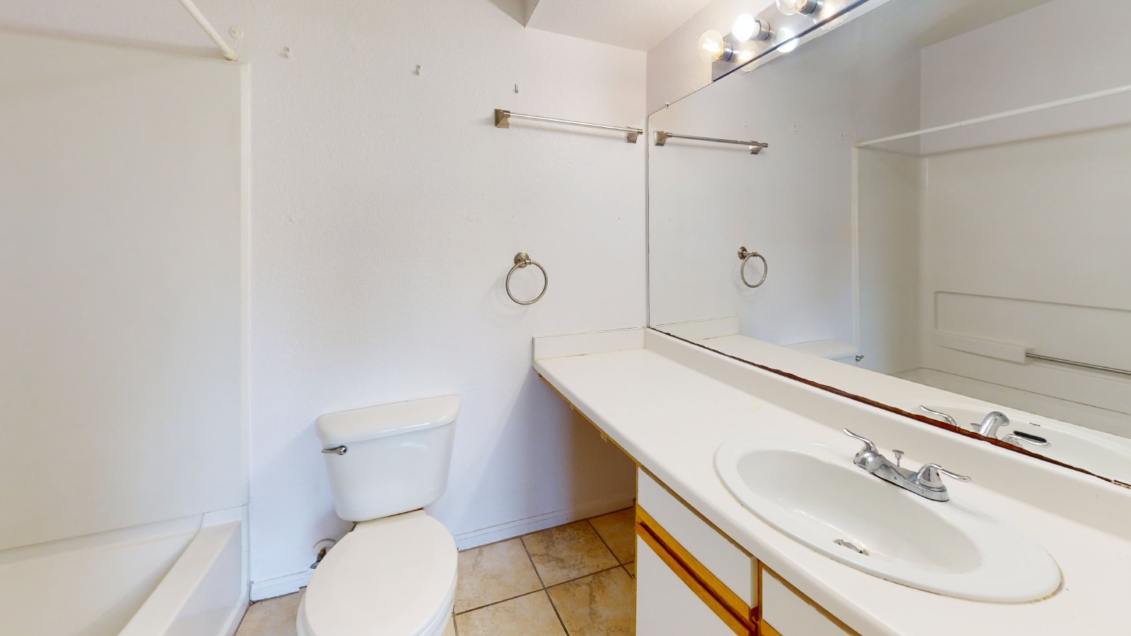 Suite B property image