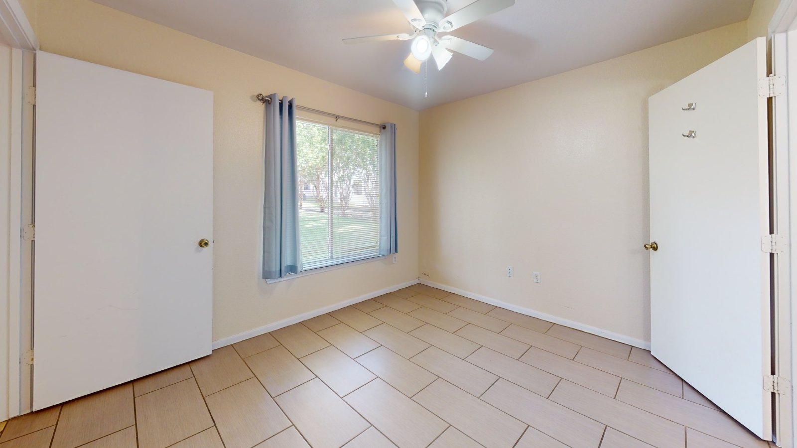 Suite B property image