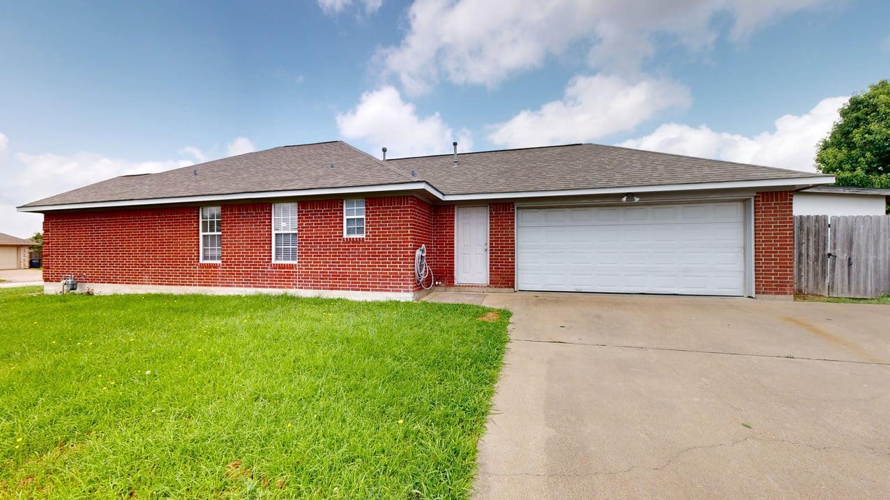 2411 Trace Meadows property image