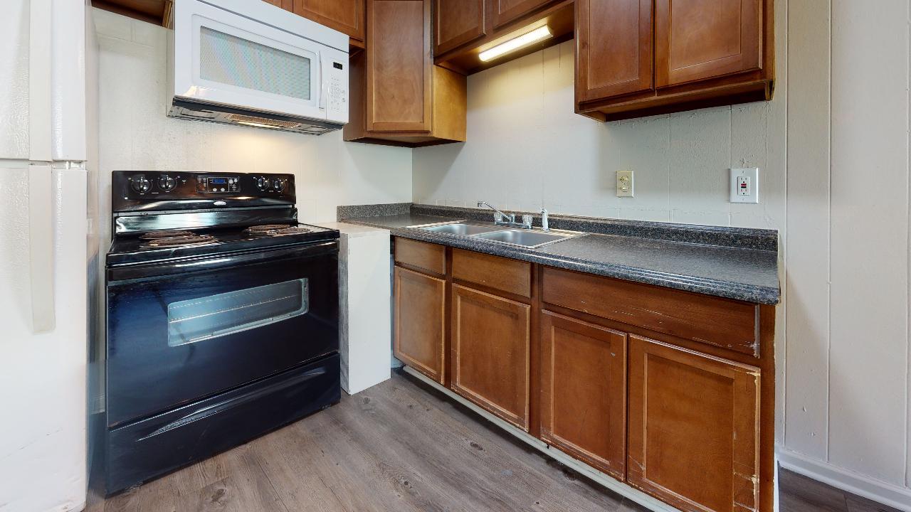 206 Lynn-B property image