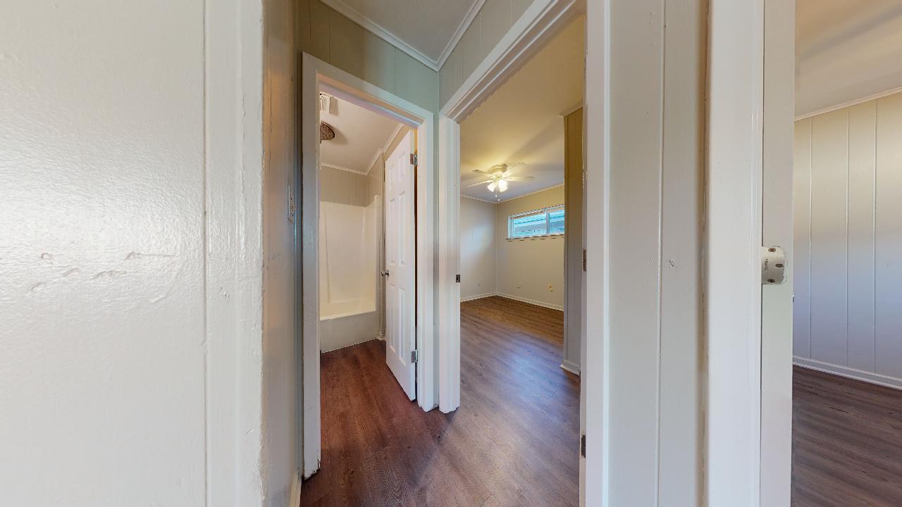 206 Lynn-B property image
