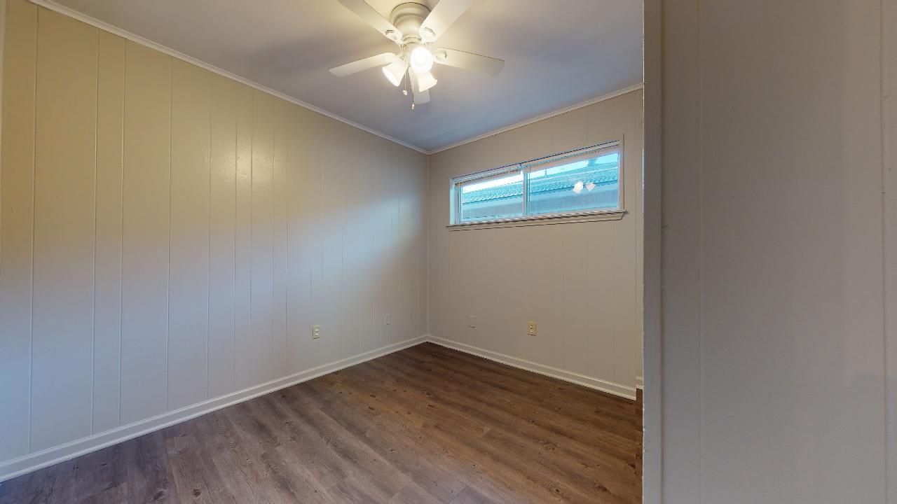 206 Lynn-B property image