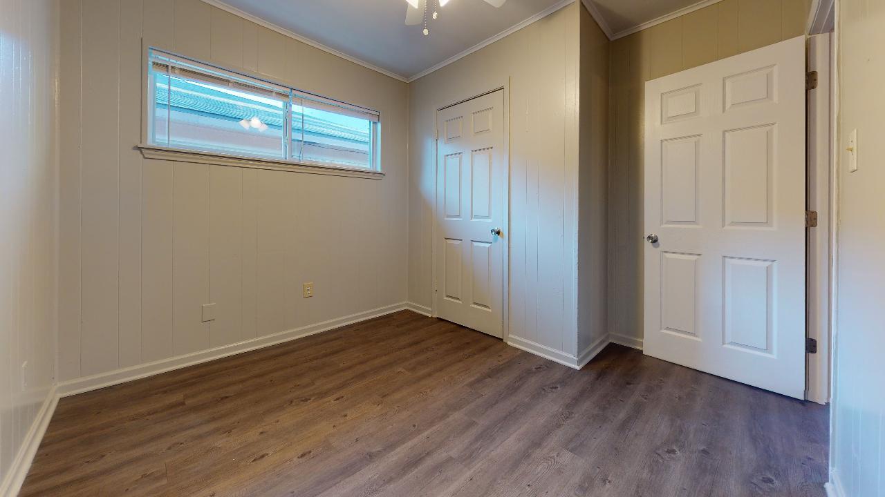 206 Lynn-B property image